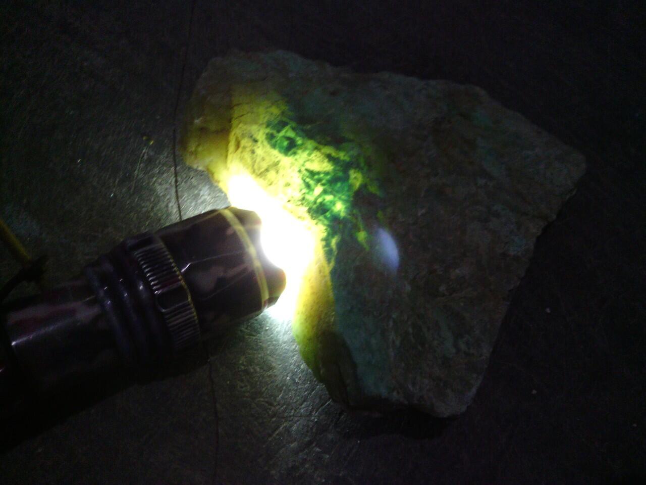ROUGH BACAN ALMAHERA