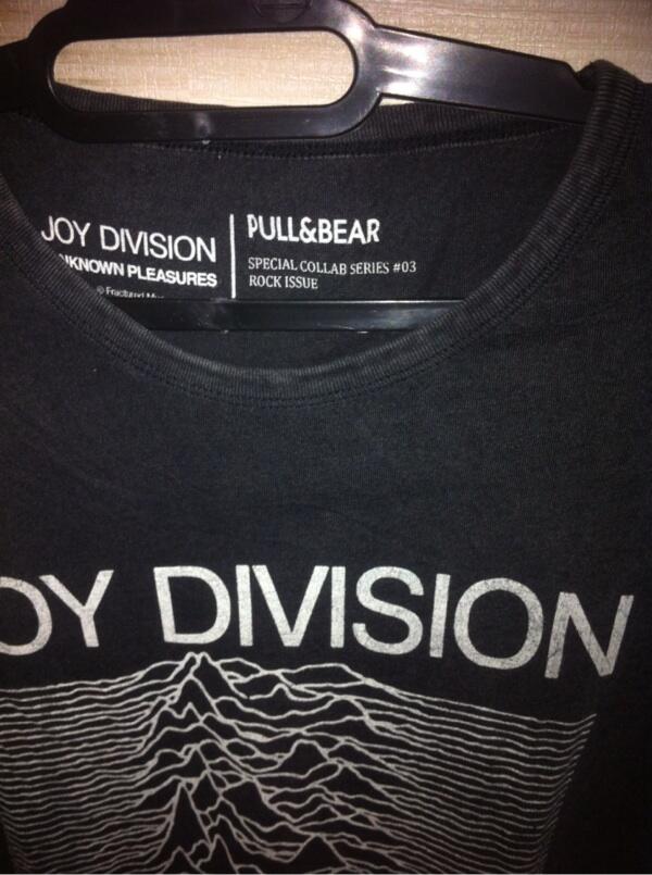 WTS> STUSSY/10 DEEP/DEUS EX MACHINA/TOTALFAT/JOY DIVISION TEES