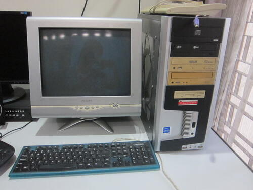 JUAL KOMPUTER DESKTOP RAKITAN, MONITOR, CPU, KEYBOARD