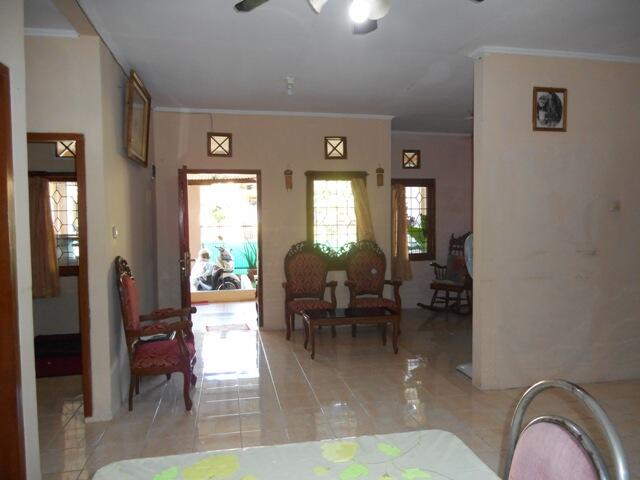 RUMAH DI PONDOK CABE