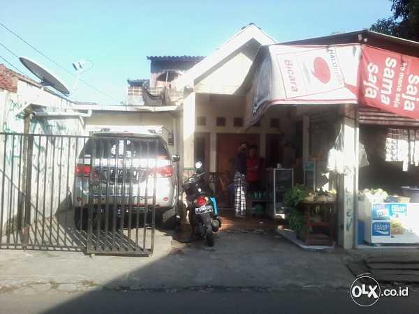 Rumah Pinggir Jalan Bogor Cimanggu