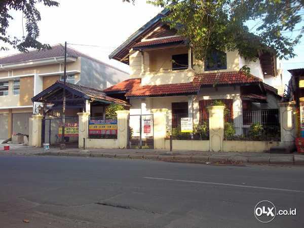RUMAH/RUKAN/TEMPAT USAHA PINGGIR JALAN RAYA, PONDOK KELAPA, JAKARTA TIMUR