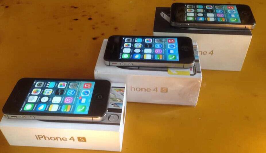 iphone 4 dan 4s 16gb black FU mulus surabaya gresik