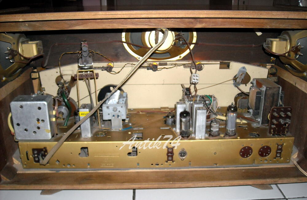 === RADIO ANTIK TABUNG GRUNDIG 4085 ORISINIL MULUS ===