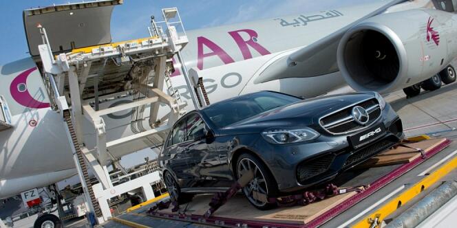Cara 'Playboy' Arab Boyong Mobil Mewah ke London