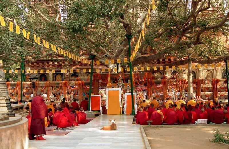 14 Destinasi Tujuan Wisata Religi / Spiritual !