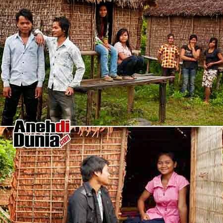 Tradisi-Tradisi / Ritual Yang Berubah Menjadi Ajang " Sex Bebas " .