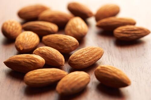 Snack Bergizi Untuk Miliki Kulit Sehat & Awet Muda