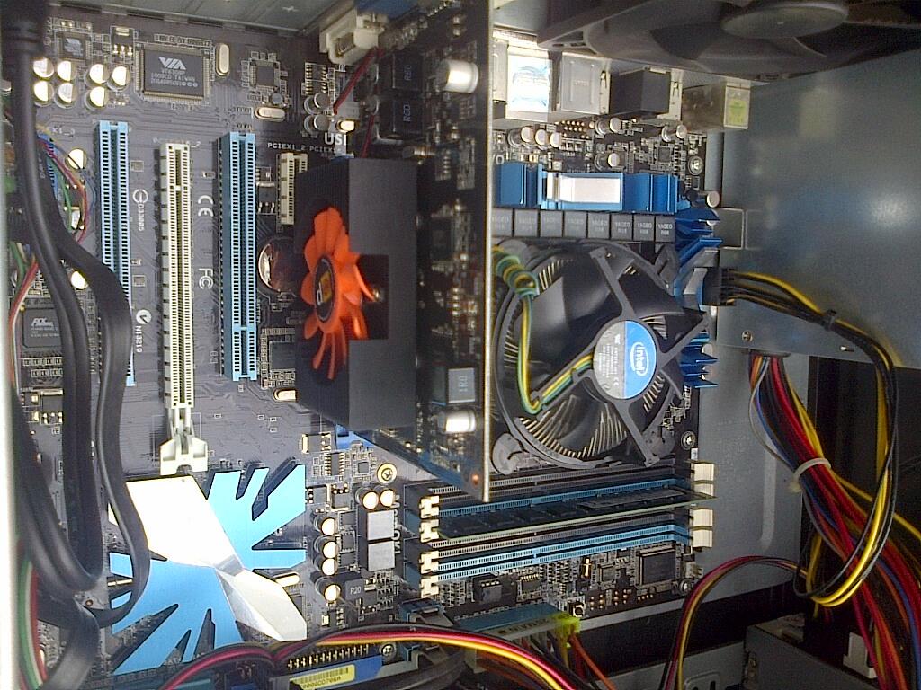 Murah Cpu Core I7 870 2,93ghz/hdd 500gb/ram Ddr3 4gb/ Vga 1Gb 128Bit GDDR5