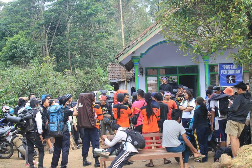 beberapa dokumentasi 17 agustus MT arjuno mangkutoromo LINTAS KOMUNITAS 