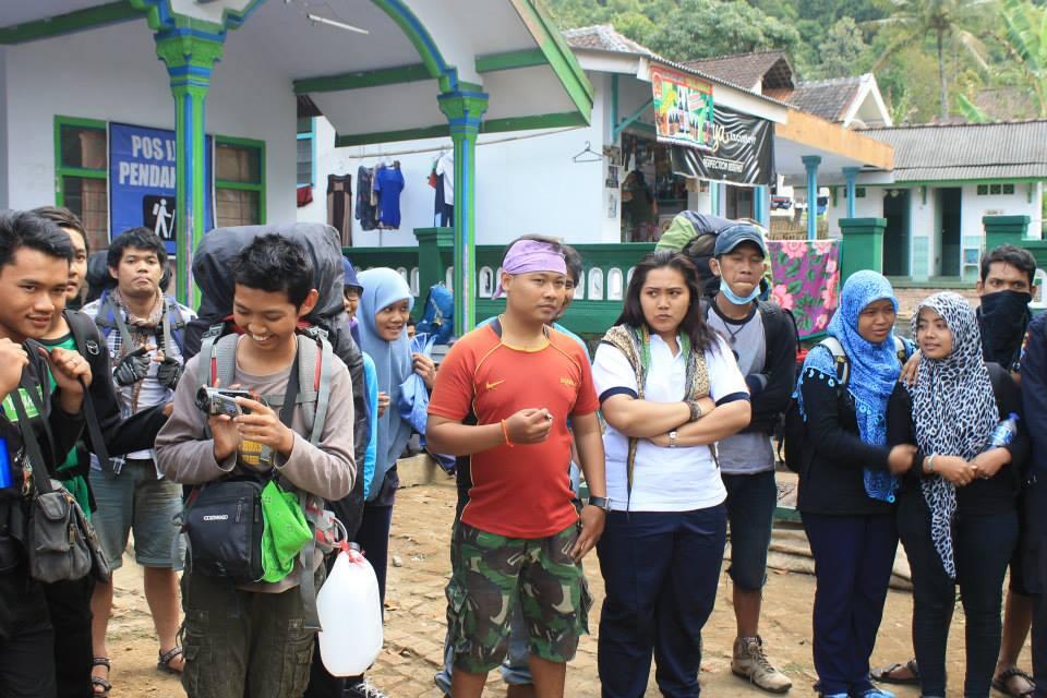 beberapa dokumentasi 17 agustus MT arjuno mangkutoromo LINTAS KOMUNITAS 