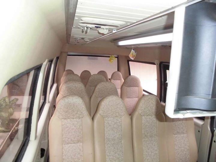 sewa-rental mobil minibus isuzu elf, kia pregio, travello, bus pariwisata di jakarta
