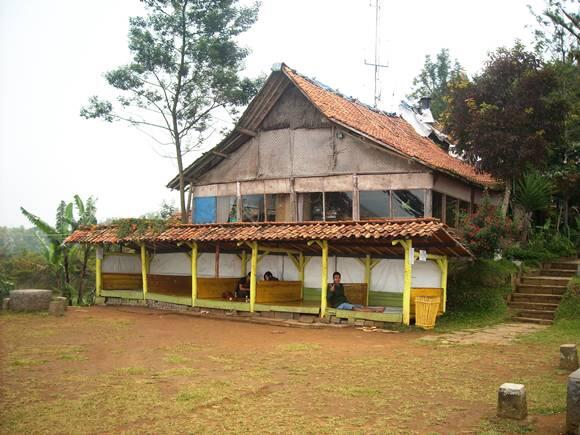 Keindahan Bukit Moko, Puncak Tertinggi Kota Bandung