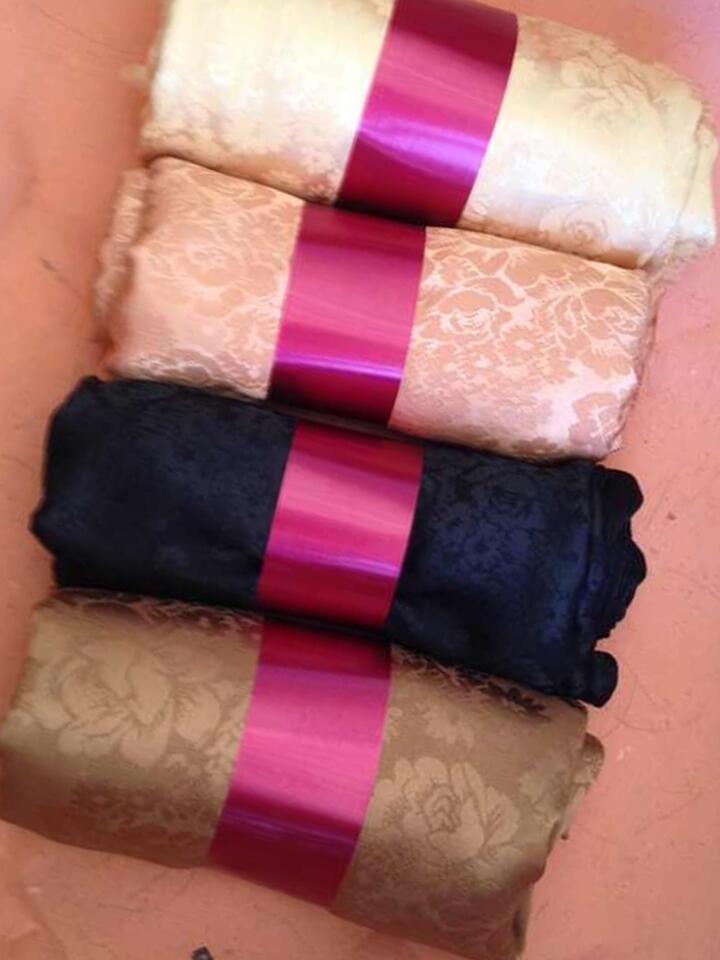 Hijab Jacquard silk square (syumor)