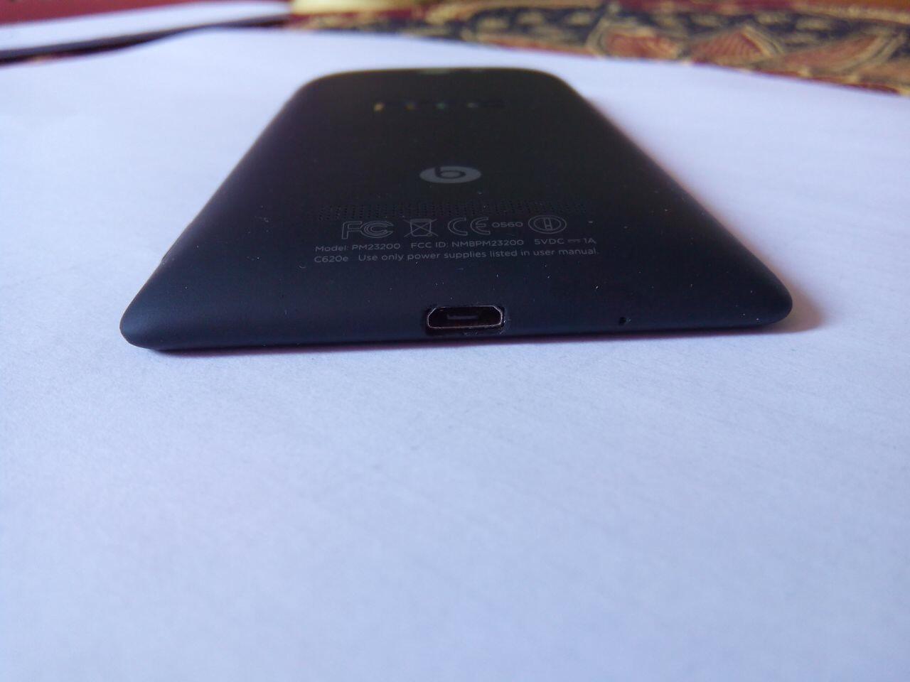 HTC 8x Windows 8.1 BBM Ready Semarang (pesaing Lumia 920)