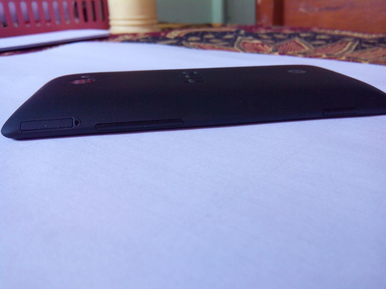 HTC 8x Windows 8.1 BBM Ready Semarang (pesaing Lumia 920)