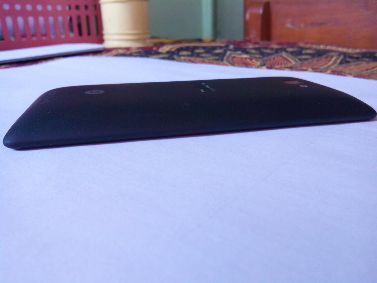HTC 8x Windows 8.1 BBM Ready Semarang (pesaing Lumia 920)