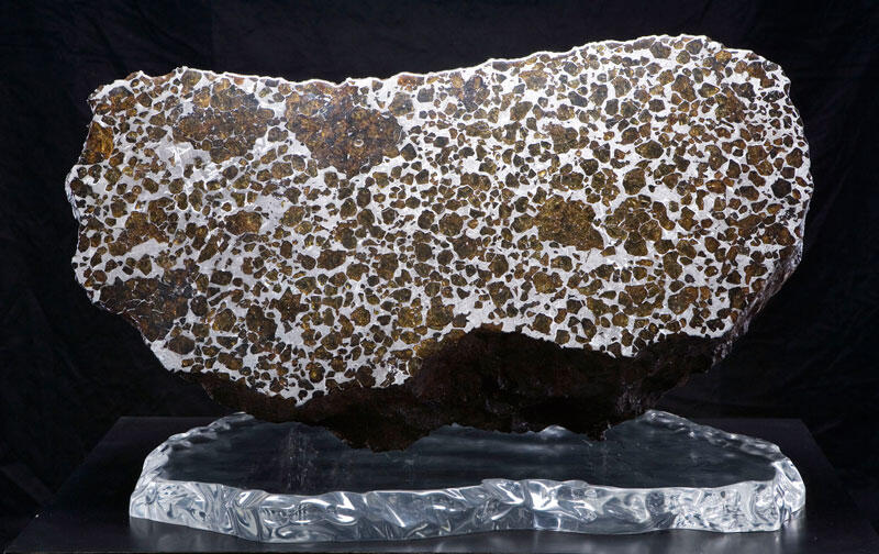 &#91;UNIK&#93; Meteorit Berumur 4,5 Milyar Tahun Dari China