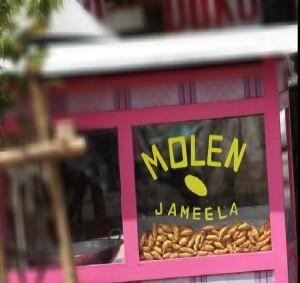 10 Restoran Dengan Nama Terunik Di Indonesia