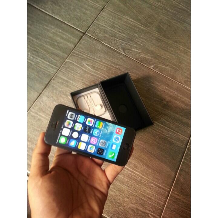 iphone 5 64gb FU black muraaah gresik surabaya