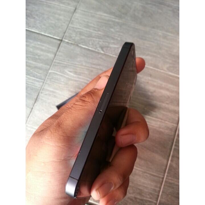 iphone 5 64gb FU black muraaah gresik surabaya