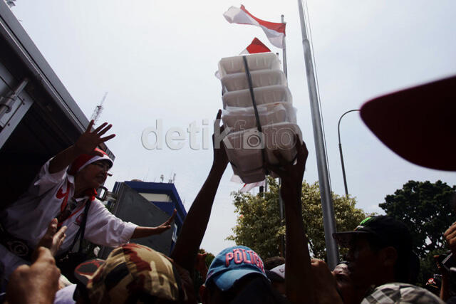 Gara2 Kaskus, tidak ada lagi Panasbung, yang ada sekarang : Panasbox (naik derajat)