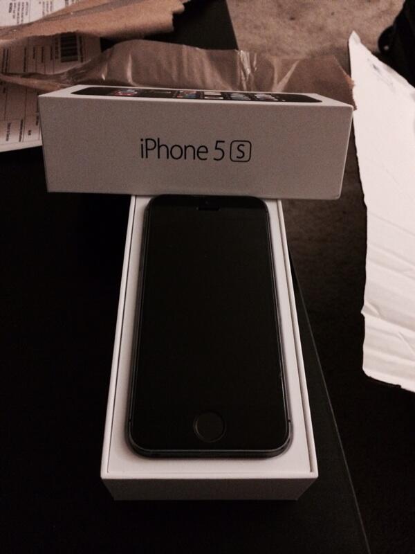 Iphone 5s 16GB Space Grey Black Locked AT&T