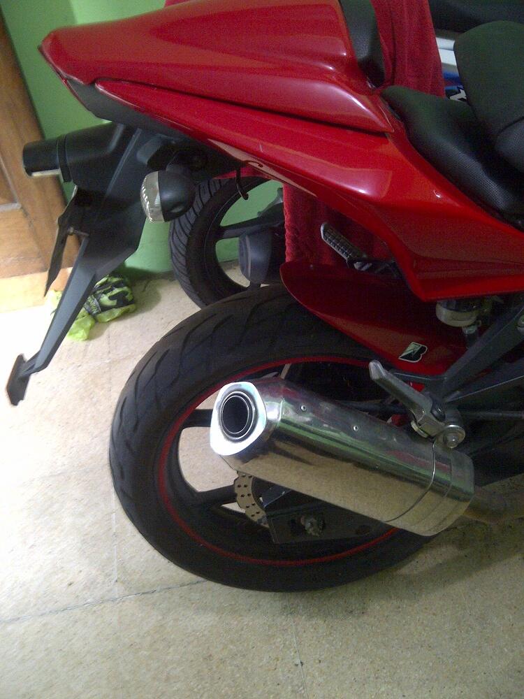 DIJUAL-KAWASAKI NINJA 250 TAHUN 2010