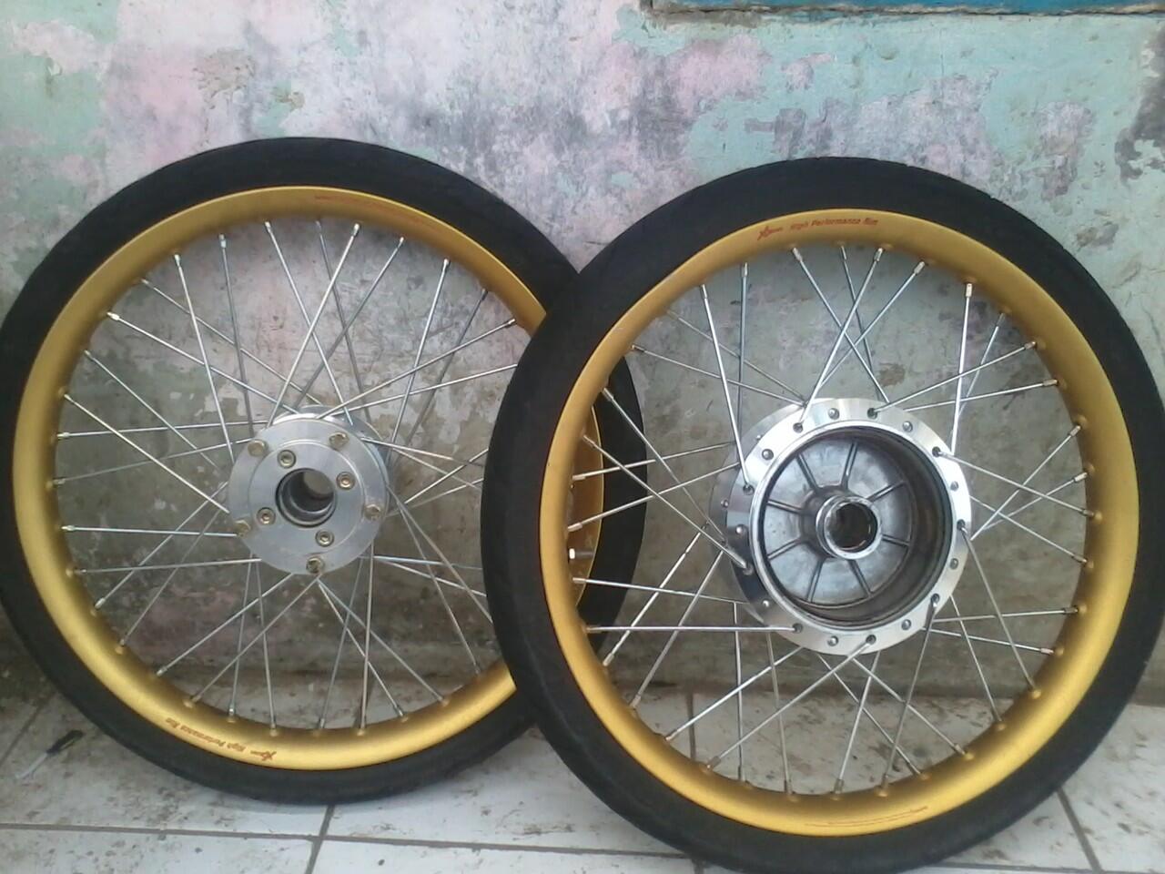 WTS. Velg almu V-IXION setengah lingkaran