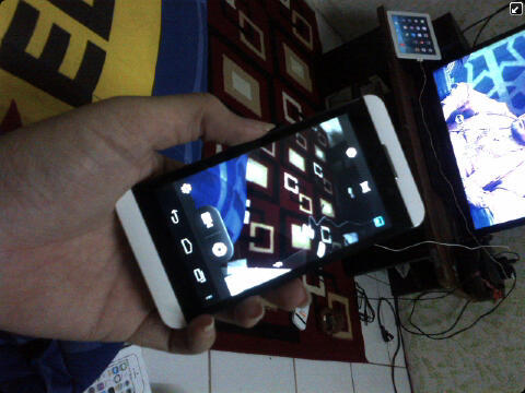 REPLIKA BLACKBERRY Z10 ANDROID JBEAN OS10 Body Fungsi 100% Sama 3G Cam 12MP+ 2MP