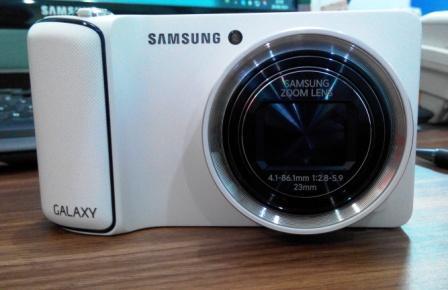 Samsung Galaxy Camera GC 100 (White)