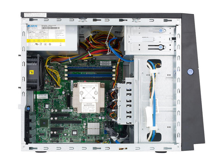 IBM System X3100M4-B2A