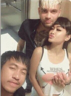 Foto Dipeluk Mesra Diego Michiels, Ini Komentar Jupe