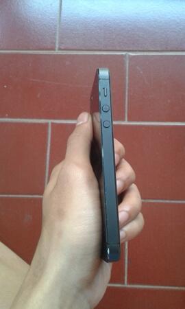 iPhone 5 Black 16GB, Bekas Cewe, Bonus Banyak!!