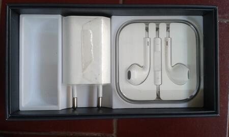 iPhone 5 Black 16GB, Bekas Cewe, Bonus Banyak!!