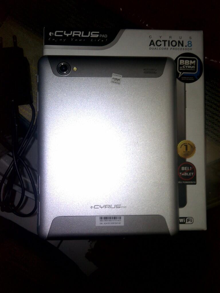 Tablet CYRUS ACTION.8 Bergaransi BBM Ready