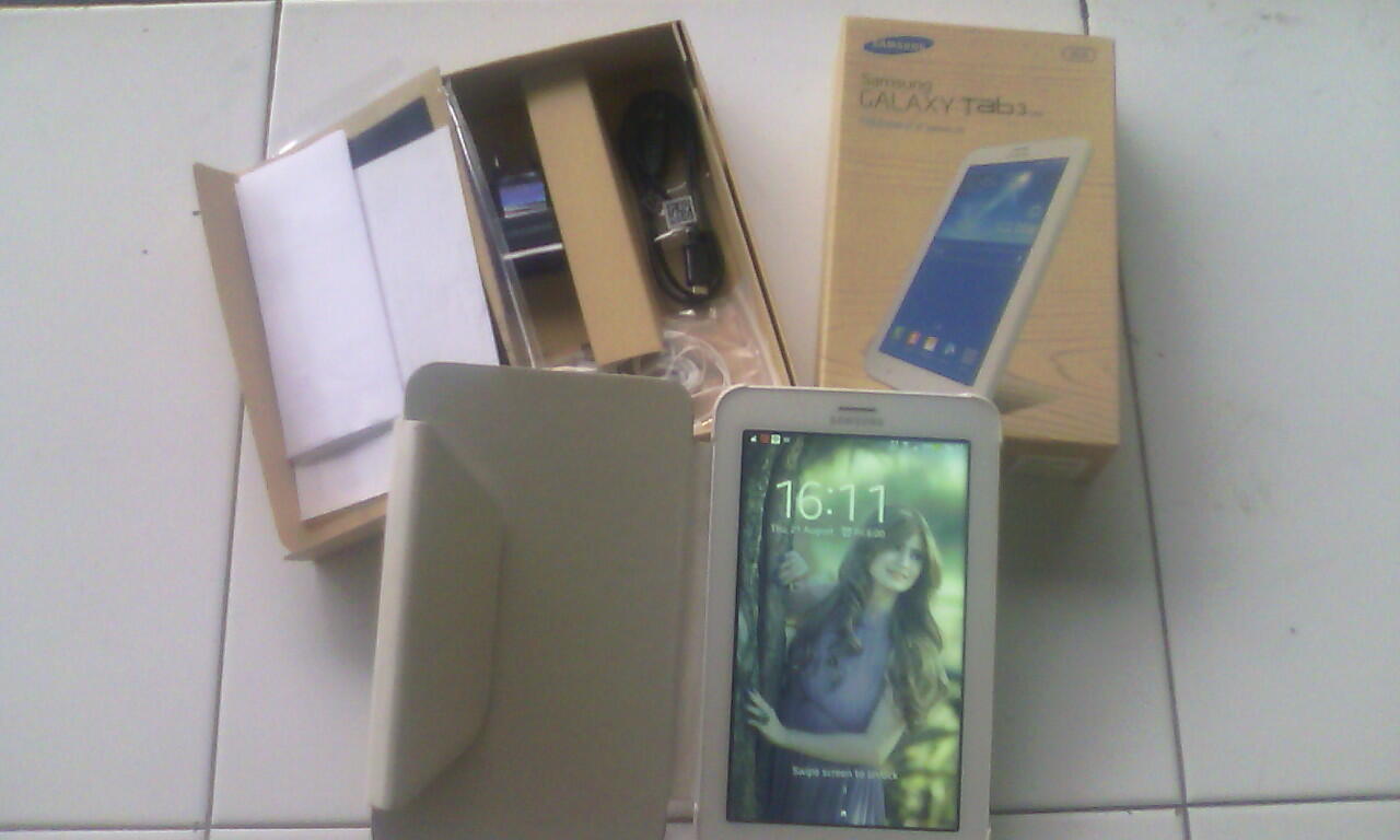 Samsung Galaxy tab3 lite GSM, bisa nelpon belum sebulan
