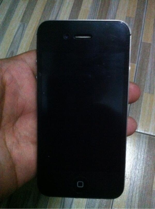WTS iPhone 4S 32GB Black!
