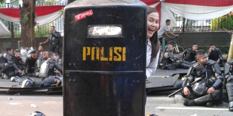 &#91;Segitu Doang....&#93; Massa Prabowo Terkendali, Polisi Foto-foto di Bundaran Patung Kuda