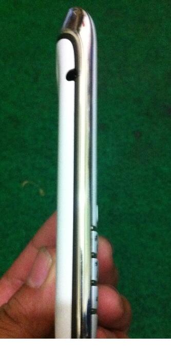 Blackberry Bb Belagio 9790 Putih 95% Mulus, Malang