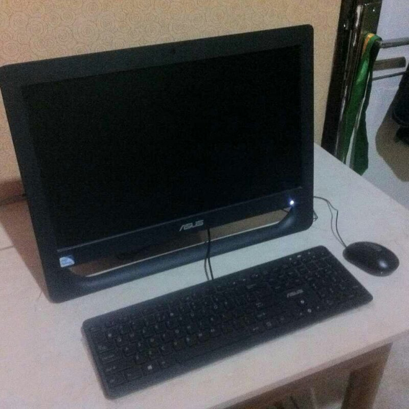 ASUS PC ALL IN ONE 2013