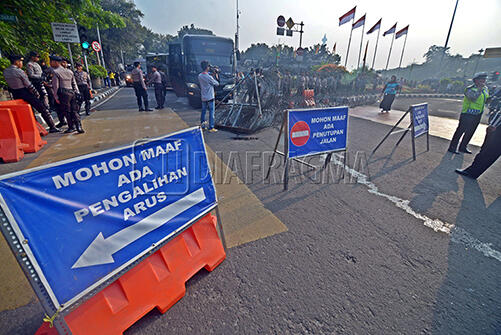 FOTO2 Update dari DEMO di HI
