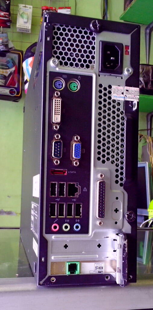 SEPAKET CPU ACER CORE I3 + LCD WIDE SCREEN