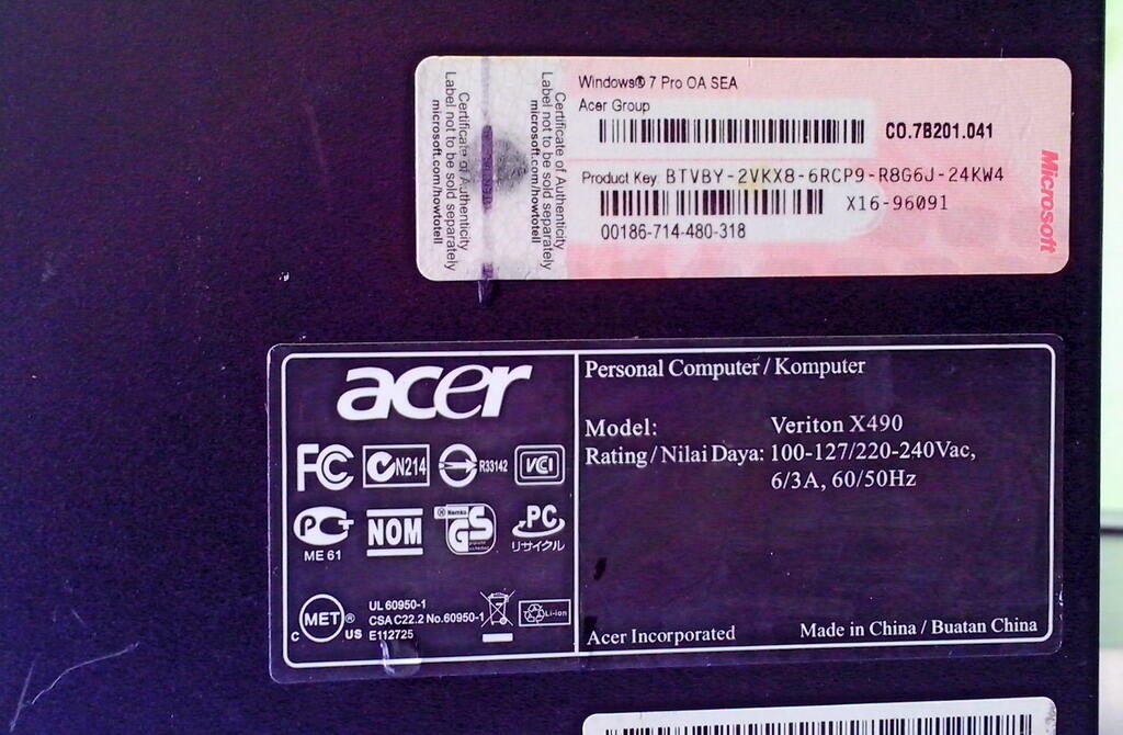 SEPAKET CPU ACER CORE I3 + LCD WIDE SCREEN