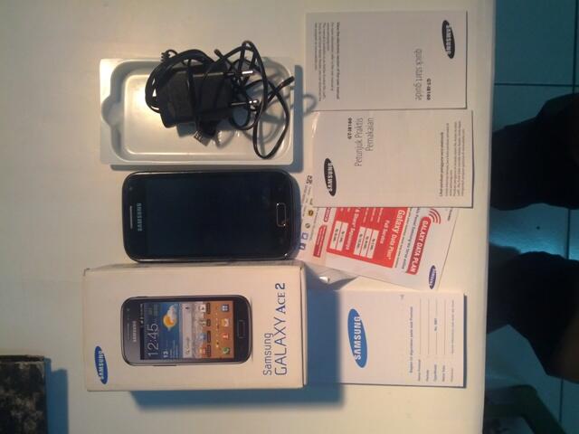 Samsung Galaxy Ace 2 (Black)