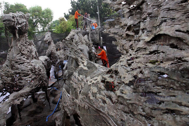 Pendukung Prabowo Mengotori Jalanan Sepanjang Monas