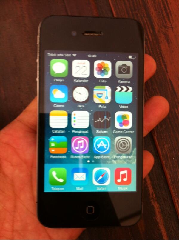 iphone 4 16 giga bypass icloud linked id