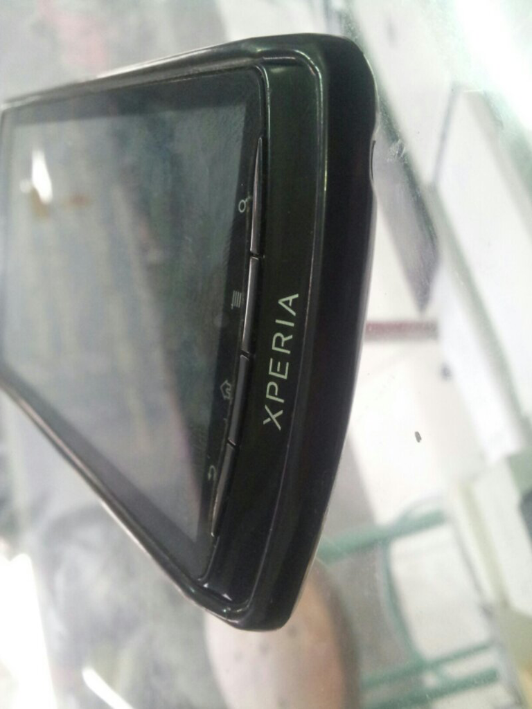 Sony Experia Neo L Ready Aplikasi BBM Jogja