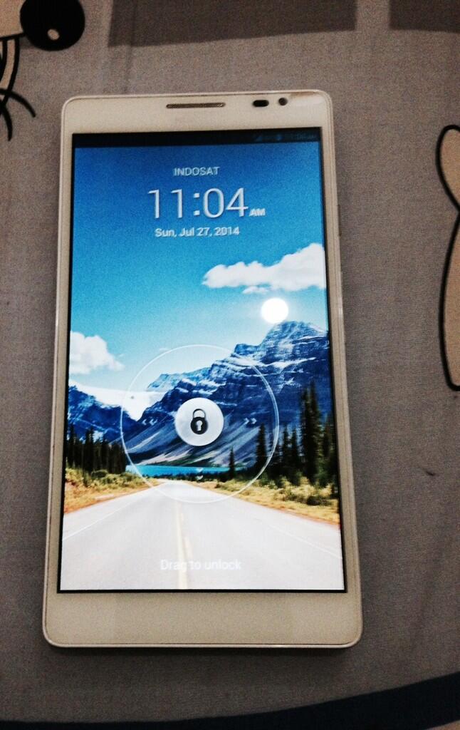 WTS : HUAWEI ASCEND MATE WHITE MULUS BANDUNG (Bonus 2 Case)