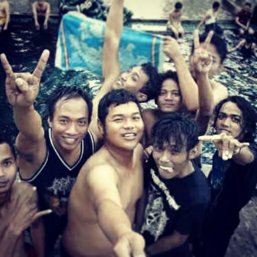 Segarnya Berenang Di Umbul Cokro Tulung, Klaten